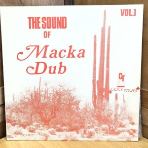 画像: Clocktower Productions CARLTON & FAMILY MAN BARRETT / THE SOUND OF Macka Dub vol.1