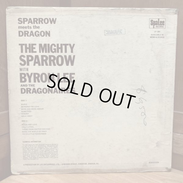 画像2: THE MIGHTY SPARROW WITH BYRON LEE AND THE DRAGONAIRES / SPARROW meets the DRAGON