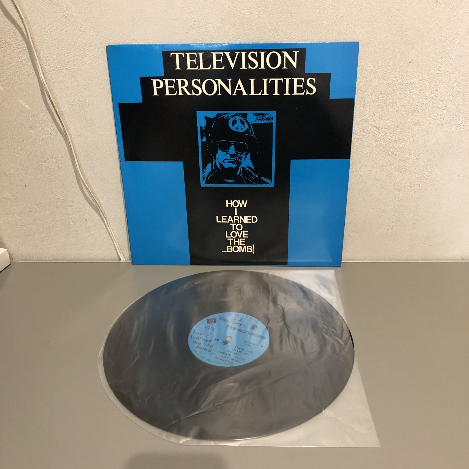 画像3: TELEVISION PERSONALITIES / HOW I LEARNED TO LOVE THE...BOMB!